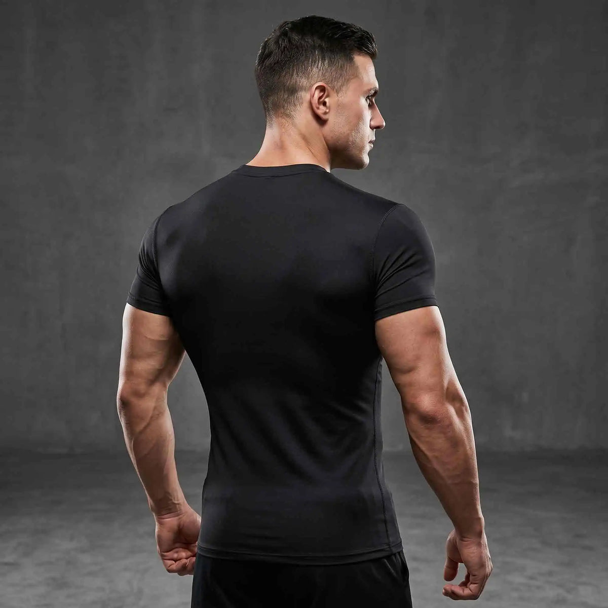 Mens Compression Workout Shirt Quick Dry Moisture Wicking Tee